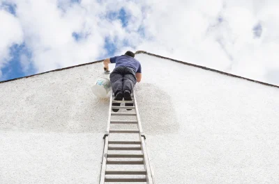 Peinture extérieure à Courtomer — façades et ravalement